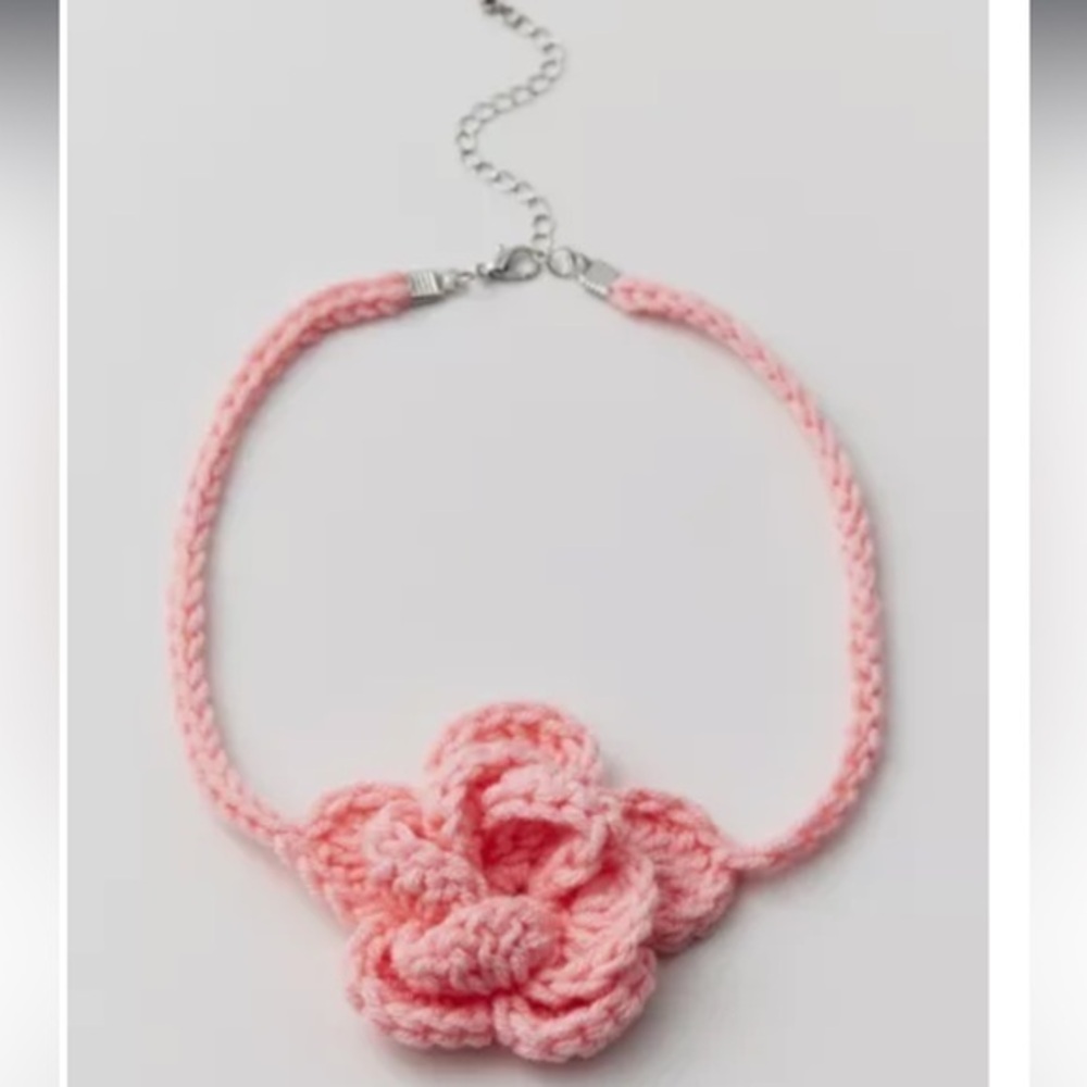 Soft and beautiful UO pink Crochet necklace Choker